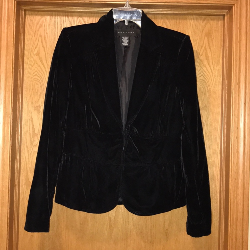 Apostrophe size 10 black soft velvet lapel blazer hook eye front peplum EUC